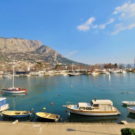 Apartment Jen Omiš Exteriör bild