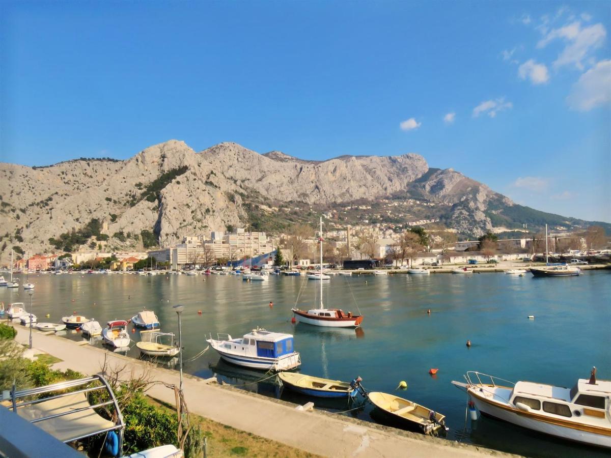 Apartment Jen Omiš Exteriör bild